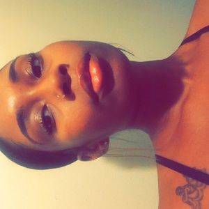 Meet your Posher, Brielle